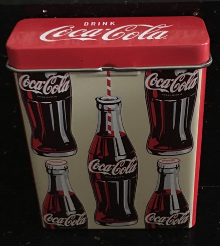 76104-3 € 4,00 coca cola sigaeretten blikje.jpeg
